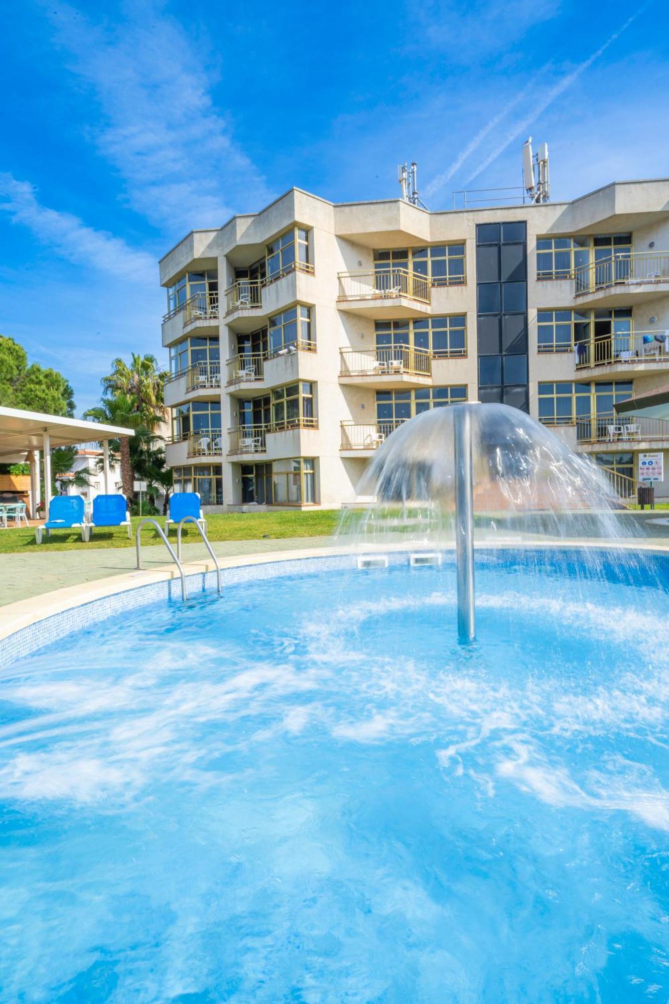 3⋆ AR BOLERO PARK ≡ Lloret de Mar, Spain ≡ Lowest Booking Rates For Ar  Bolero Park in Lloret de Mar